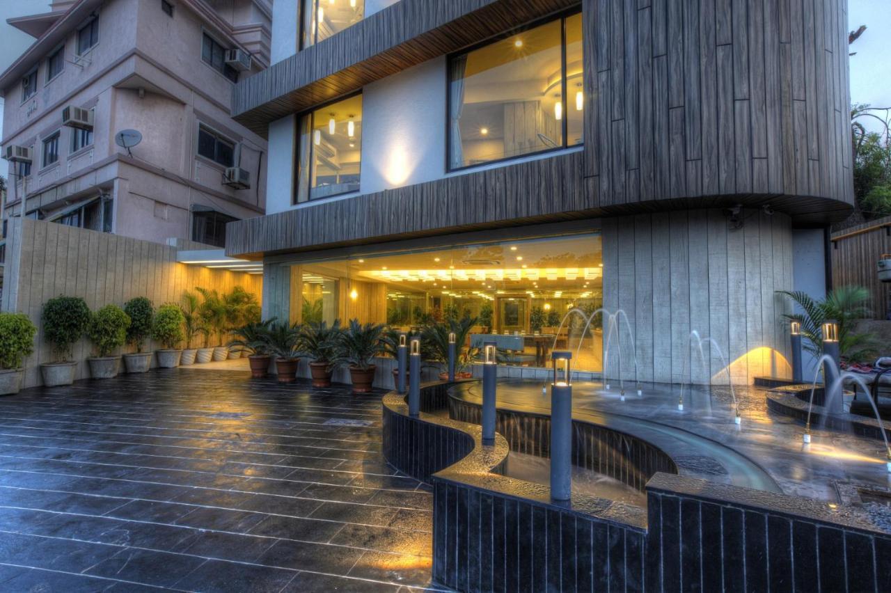 Scenaria Hotel Ahmedabad Exterior photo